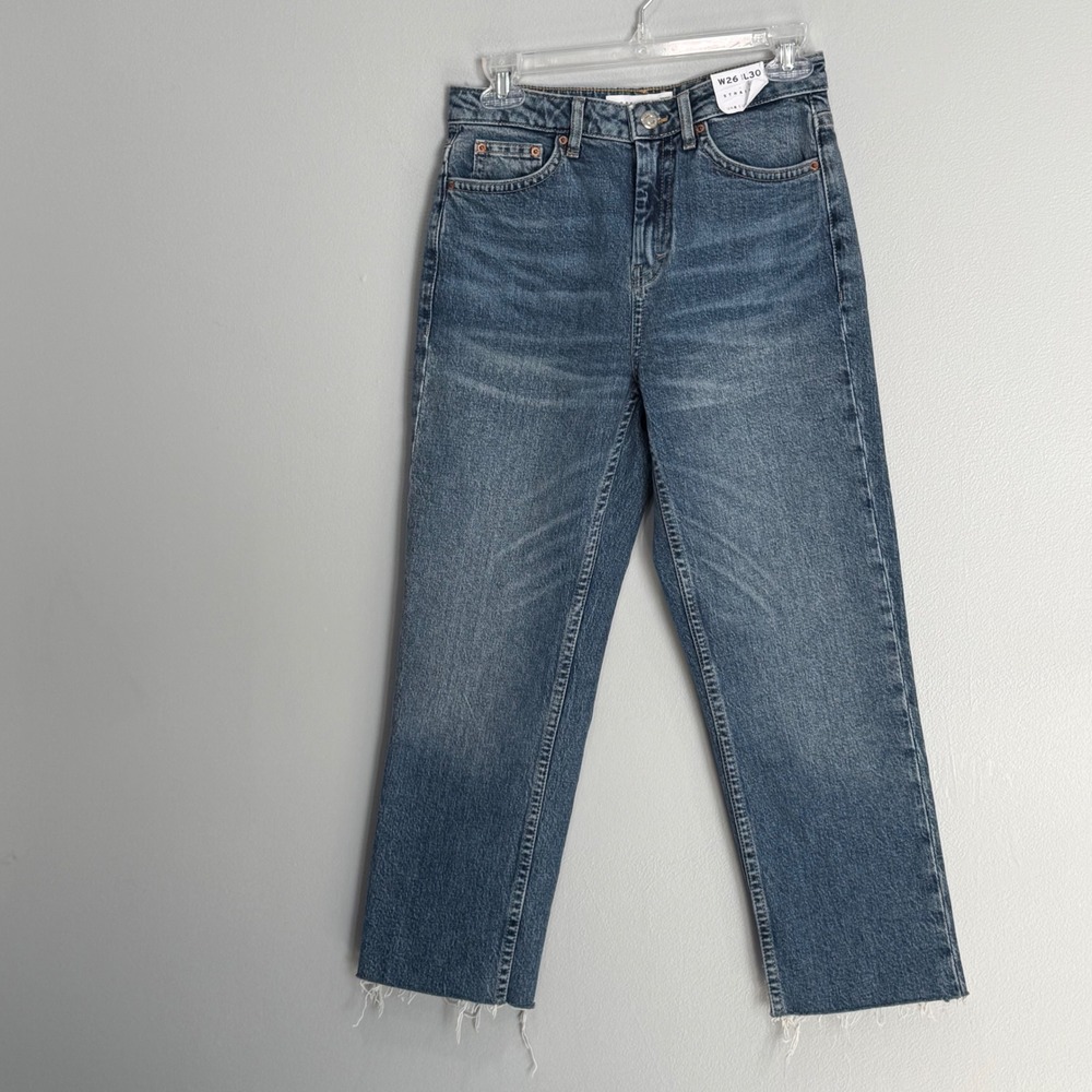 Topshop Straight Leg Jeans crop Medium Wash Raw Hem size 4 L30 02G11RMDT